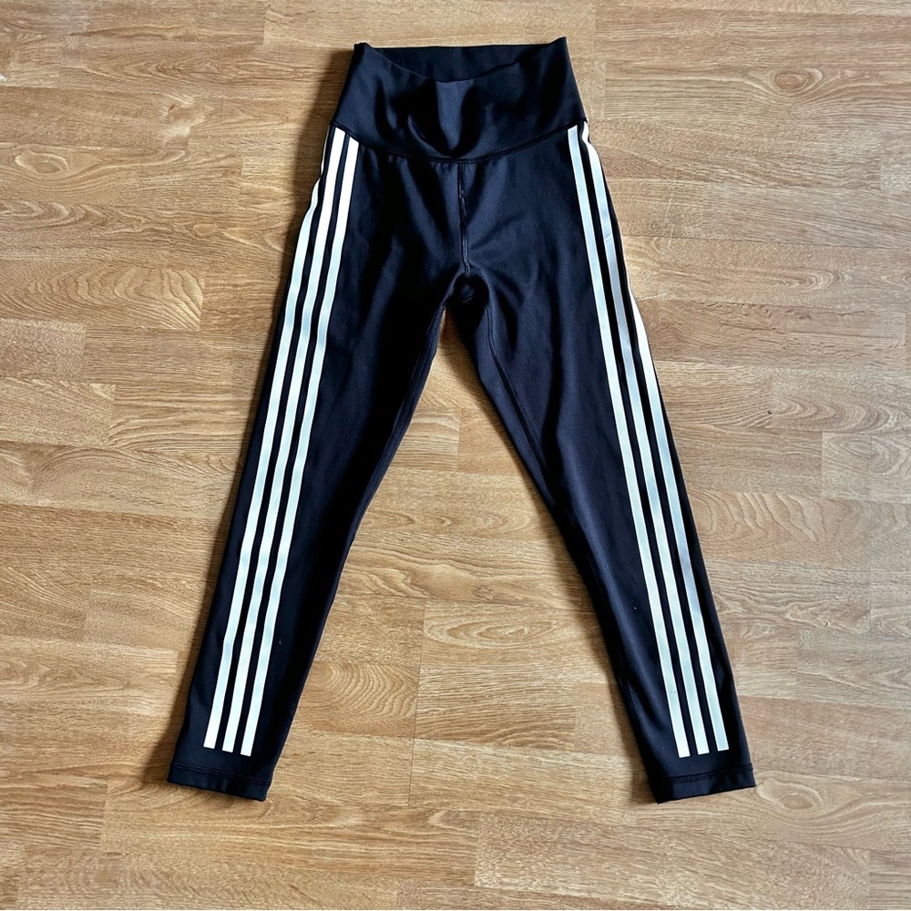 adidas woman’s black activewear fitness Leggings with White Three-Stripes Sz S - Picture 2 of 7